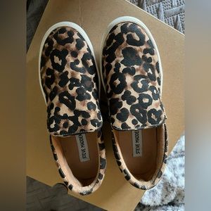 Steve Madden Leopard Slip on Sneakers, Size 6.5